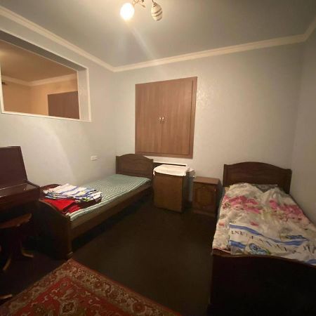 Hero Hostel Erivan Dış mekan fotoğraf