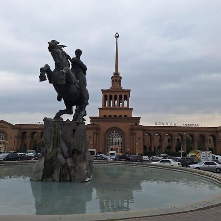 Hero Hostel Erivan Dış mekan fotoğraf
